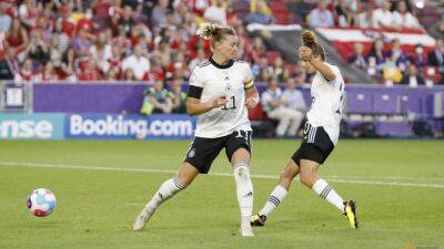 Manuela Zinsberger - Lina Magull - Alexandra Popp - Germany see off Austria to reach Euro semi-finals - channelnewsasia.com - France - Germany - Netherlands - Austria