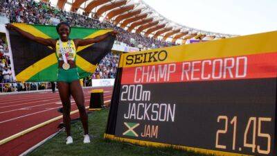 Elaine Thompson-Herah - Jackson takes 200m gold in stunning Championships record - channelnewsasia.com - Britain - Usa -  Tokyo - Jamaica -  Seoul - Niger -  Eugene