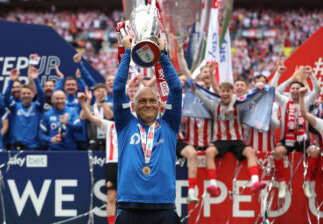 FLW TV: Can Sunderland challenge for promotion on their Championship return?