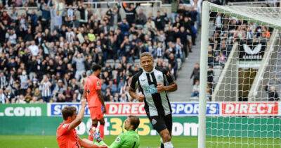 Eddie Howe - Federico Fernández - Isaac Hayden - Dwight Gayle - Dwight Gayle sends heart-warming message to Newcastle United supporters after Stoke City move - msn.com -  Norwich -  Newcastle - county Potter -  Stoke