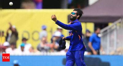 Ravindra Jadeja - Ravindra Jadeja ruled out of first two ODIs against West Indies due to knee injury - timesofindia.indiatimes.com - India