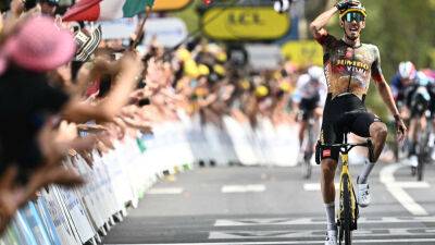 Tour de France: France's Laporte wins stage 19, Vingegaard stays in the lead - france24.com - France - Belgium - county Jasper