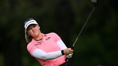Brooke Henderson shoots 2nd straight 64, leads Evian Championship by 3 strokes