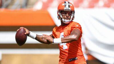 Cleveland Browns QB Deshaun Watson reports to training camp ahead of ruling