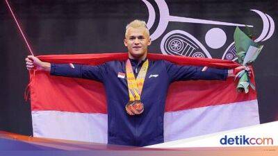 Rizki Juniansyah Rebut Tiga Emas di Angkat Besi Asia Junior 2022 - sport.detik.com - Uzbekistan - Indonesia - Kazakhstan - Vietnam