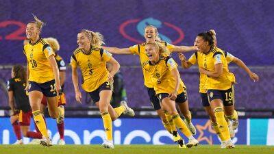 Sweden leave it late to book Euro 2022 semi-final with hosts England