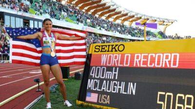 Sydney Maclaughlin - Femke Bol - McLaughlin smashes world record as Miller-Uibo, Norman win 400m golds - channelnewsasia.com - Britain - Netherlands - Usa - Australia -  Doha - county Miller -  Tokyo - Bahamas - Barbados - Dominican Republic - Grenada -  Eugene