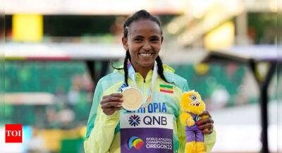 World Athletics Championships: Ethiopia's Gudaf Tsegay holds on to win 5,000m gold