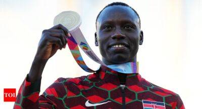 World Athletics Championships: Masterful Emmanuel Korir wins 800m gold in style - timesofindia.indiatimes.com - Canada - Algeria - Kenya -  Eugene