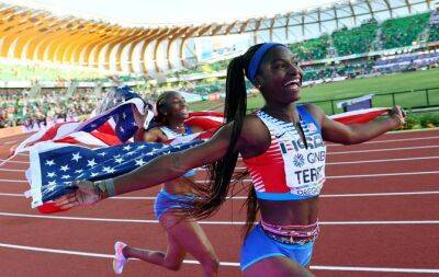 Elaine Thompson-Herah - USA win women's world 4x100m relay gold - beinsports.com - Germany - Usa - state Oregon - Jamaica -  Eugene