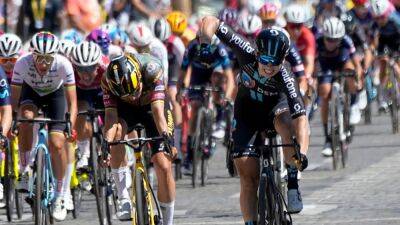 Marianne Vos - Lorena Wiebes - Lorena Wiebes gets yellow jersey as inaugural Tour de France Femmes starts - bt.com - France -  Paris