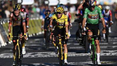 Denmark's Jonas Vingegaard Wins 2022 Tour de France