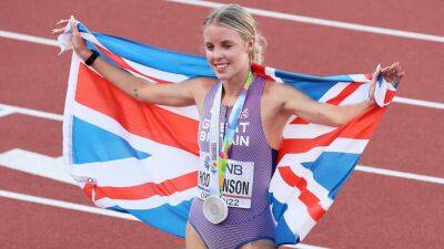 World Athletics Championships: Keely Hodgkinson claims 800m silver narrowly behind champion Athing Mu