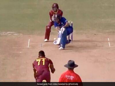 Nicholas Pooran - Watch: Shubman Gill Attempts Scoop, Gets Dismissed In Bizarre Fashion vs West Indies - sports.ndtv.com - India - Sri Lanka -  Sanju