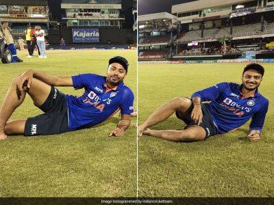 Nicholas Pooran - Kyle Mayers - Axar Patel - Axar Patel, Avesh Khan Recreate Yuzvendra Chahal's Pose. Picture Goes Viral - sports.ndtv.com - India