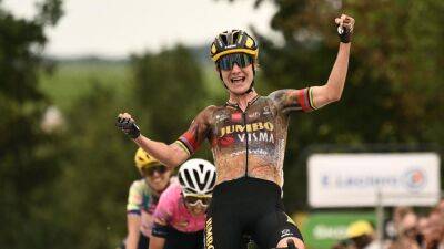 Marianne Vos - Lorena Wiebes - Tour de France Femmes 2022: Brilliant Marianne Vos storms to impressive Stage 2 win and takes yellow jersey - eurosport.com - France - Netherlands