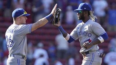 Blue Jays sweep Red Sox, take advantage of defensive miscues