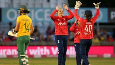 Nat Sciver - Heather Knight - Amy Jones - Danni Wyatt - Sophie Ecclestone - Sophia Dunkley - Laura Wolvaardt - Lara Goodall - Chloe Tryon - Issy Wong - Alice Capsey - England cruise to third successive T20 international victory over South Africa - bt.com - South Africa