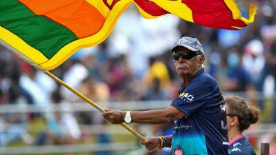 "Lunatic" Politicians Can't Stop Cricket-Mad Sri Lanka Grandfather
