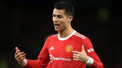 Cristiano Ronaldo flies back to tell Man Utd he wants transfer, Newcastle open Julian Draxler talks – Paper Round