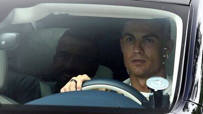Cristiano Ronaldo arrives at Man Utd training ground to discuss future