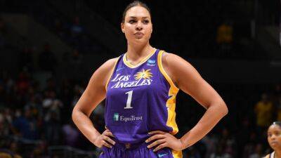 Center Liz Cambage terminates deal with Los Angeles Sparks