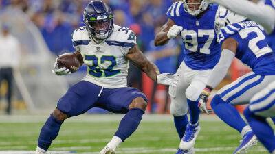Seahawks' Chris Carson, 27, to retire due to neck injury: report - foxnews.com - state Minnesota - state Tennessee - state Washington