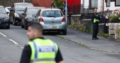 Man taken to hospital with facial injuries after 'large fight' in street