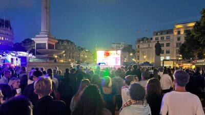 Alessia Russo - Fran Kirby - Hugs, cheers and thrown beers: Inside the Women's Euro 2022 fan zone at Trafalgar Square - espn.com - Sweden