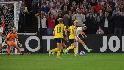 Alessia Russo - Fran Kirby - Phil Neville - Sarina Wiegman - England cruise into the Euro 2022 final, what in the nutmegging backheel did we just witness?! – The Warm-Up - eurosport.com - Sweden