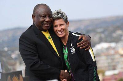 Desiree Ellis - President Ramaphosa meets Banyana heroes at Union Buildings, pledges 'equal pay for equal work' - news24.com - South Africa - Morocco -  Johannesburg -  Pretoria
