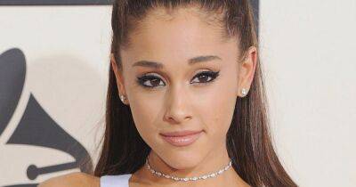Ariana Grande barely recognisable as she goes make-up free to promote her beauty brand - manchestereveningnews.co.uk