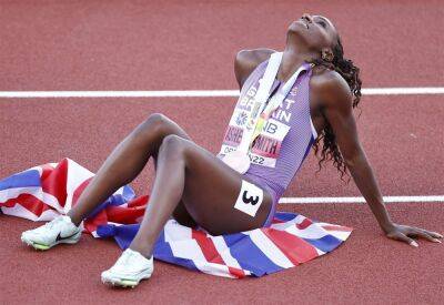 Injury forces Dina Asher-Smith to withdraw from the Birmingham Commonwealth Games after a hamstring strain at the World Athletics Championships