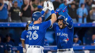 Blue Jays extend winning streak to seven games in victory over shorthanded Cardinals
