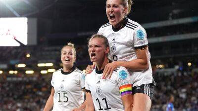 Les Bleus - Millie Bright - Alexandra Popp - Alexandra Popp propels Germany into Wembley showdown with Euro hosts England - bt.com - France - Germany -  Milton - county Young