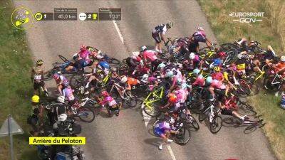Lotte Kopecky - Tour de France Femmes: Dramatic crash in peloton sees flurry of riders wiped out on Stage 5 - eurosport.com - France