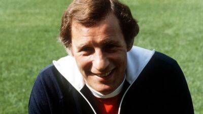 Former Arsenal captain and manager Neill dies aged 80 - channelnewsasia.com - Manchester - Ireland