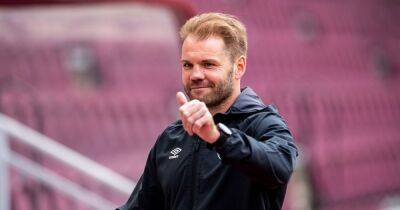 Robbie Neilson - Alex Cochrane - Robbie Neilson in Hearts 'better manager' belief as he reveals key behind his Tynecastle bliss - dailyrecord.co.uk