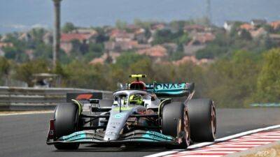 'It's a struggle,' says Hamilton as Mercedes off pace in Hungary