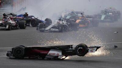 Sebastian Vettel - George Russell - Valtteri Bottas - Alex Albon - Zhou involved in frightening 1st-lap crash at British GP - tsn.ca - Britain - China