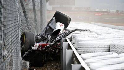 George Russell - Valtteri Bottas - Zhou involved in frightening 1st-lap crash at British Grand Prix - cbc.ca - Britain - China