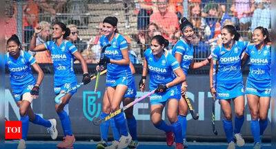 Women's Hockey World Cup: Fighting India hold England to 1-1 draw