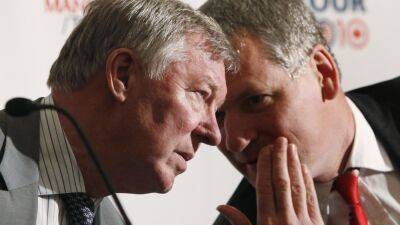 Sir Alex Ferguson, David Gill, Bryan Robson brought back into fold at Man United by Richard Arnold - reports