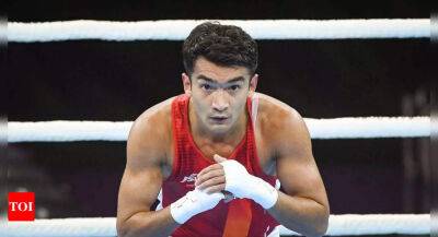 CWG 2022: Clinical Shiva Thapa outpunches Suleman in one-sided contest - timesofindia.indiatimes.com - India - Pakistan