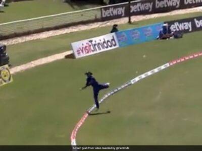 Nicholas Pooran - Rohit Sharma - Watch: Shreyas Iyer's Acrobatic Save Denies Nicholas Pooran A Sure Shot Six - sports.ndtv.com - New Zealand - India - county Martin