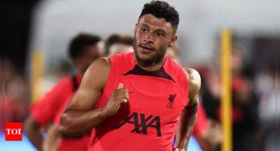 Liverpool midfielder Alex Oxlade-Chamberlain out with hamstring injury