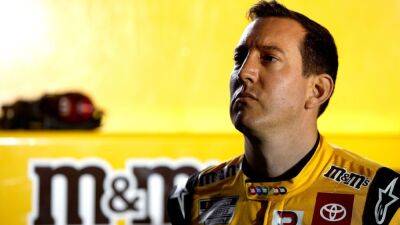 Kyle Busch open to pay cut, options outside NASCAR as he looks for 2023 seat