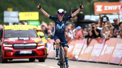 Annemiek van Vleuten soars into yellow with stunning show of dominance on Stage 7 of Tour de France Femmes
