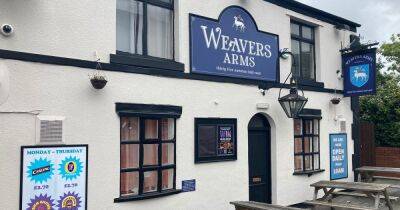 A.Greater - Innocent woman stabbed during fight between men at pub - manchestereveningnews.co.uk - Manchester