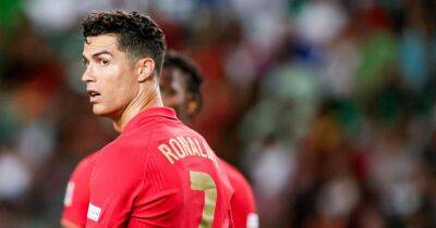 Barcelona respond to Cristiano Ronaldo links as Benni McCarthy joins Manchester United
